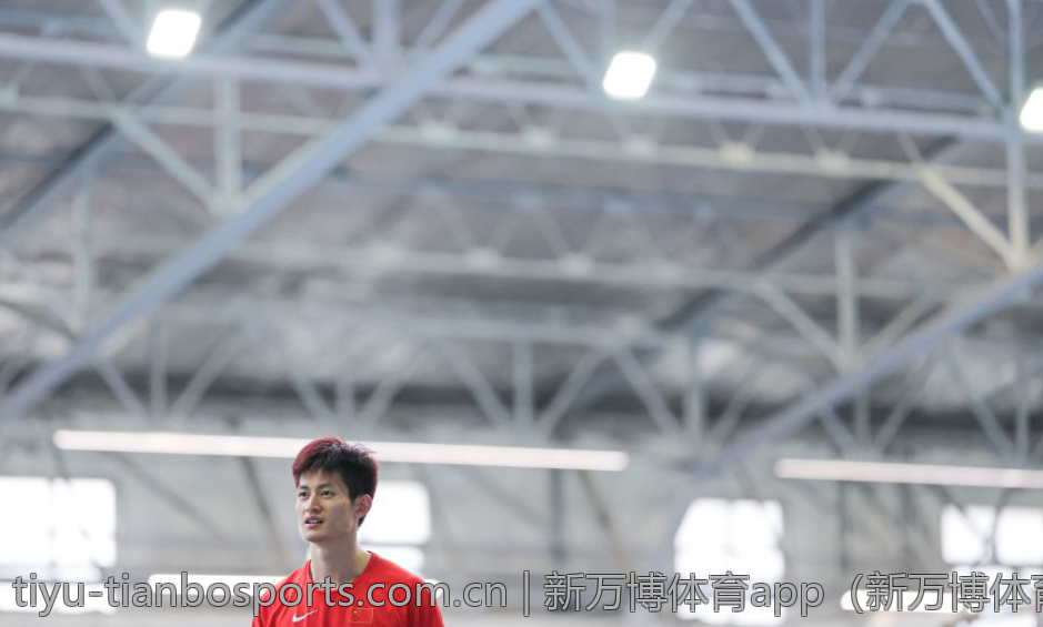 新万博体育app（新万博体育app在科技提升运动参与中的应用）